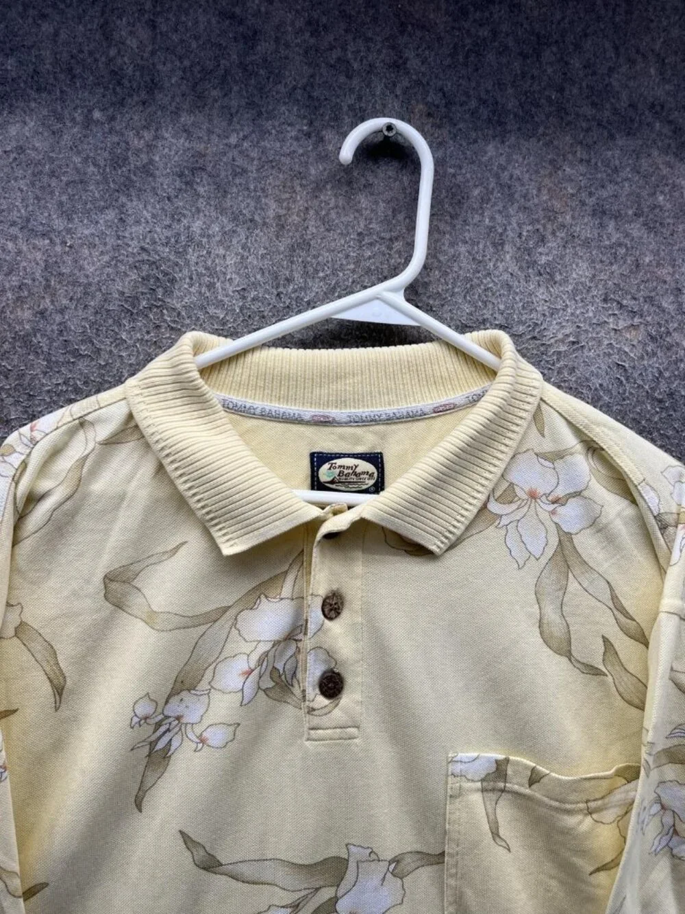 Tommy Bahama Polo Shirt Men XL Yellow Floral 100% Cotton Tropical Pocket Casual
